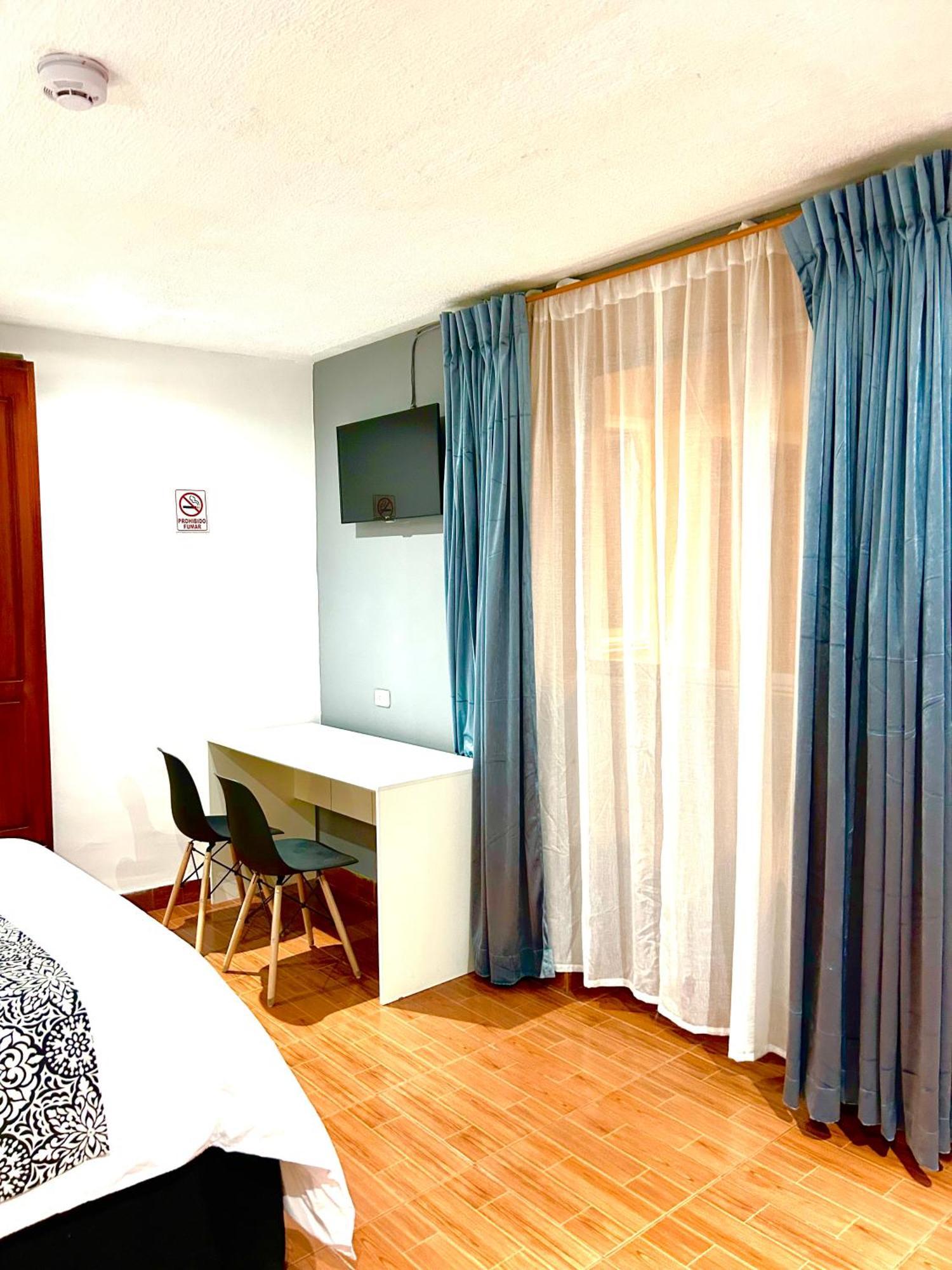 Accel Hotel La Quinta Ibarra Esterno foto