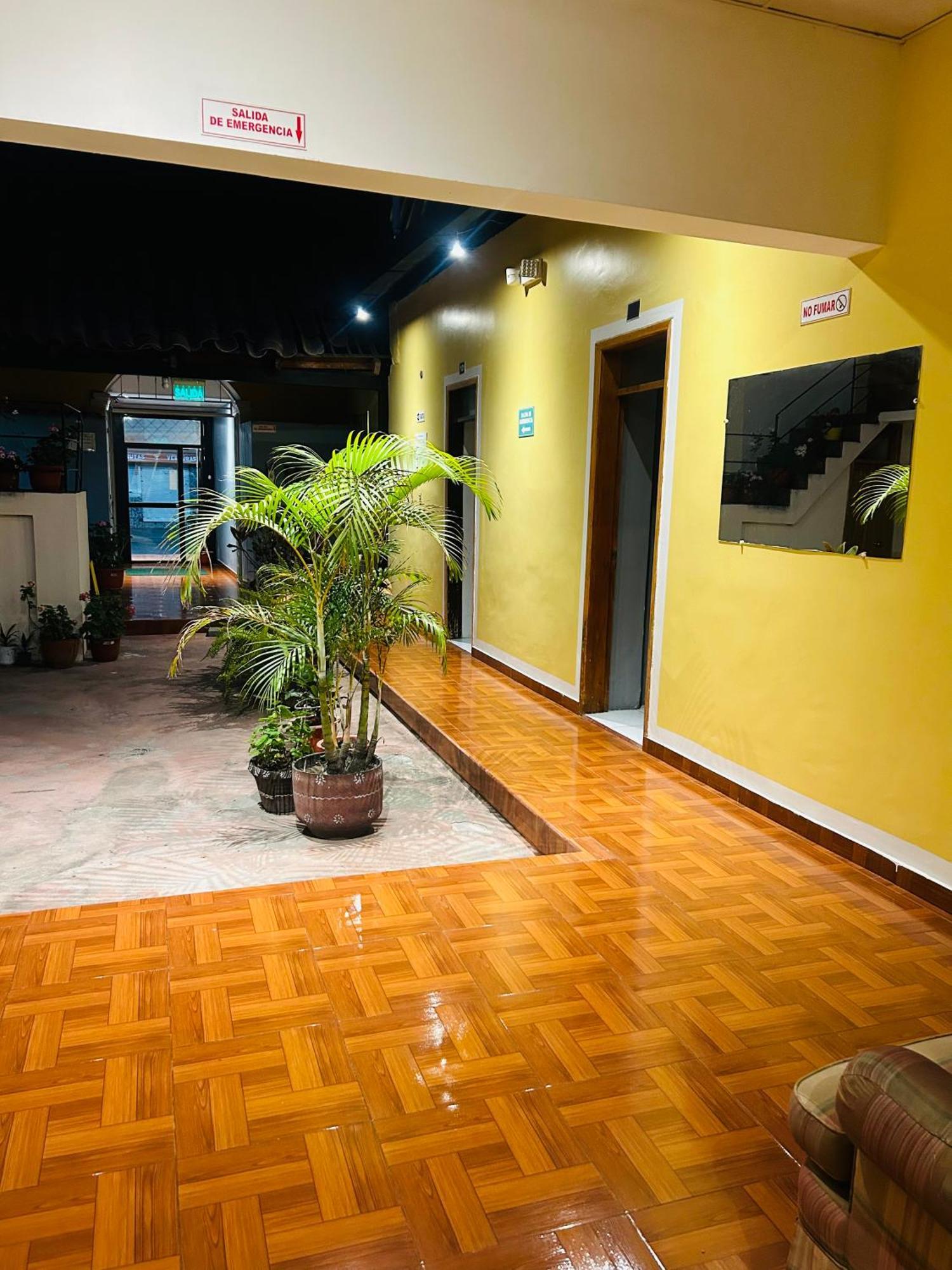 Accel Hotel La Quinta Ibarra Esterno foto